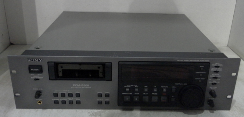 Sony PCM R500 DAT Recorder Player  