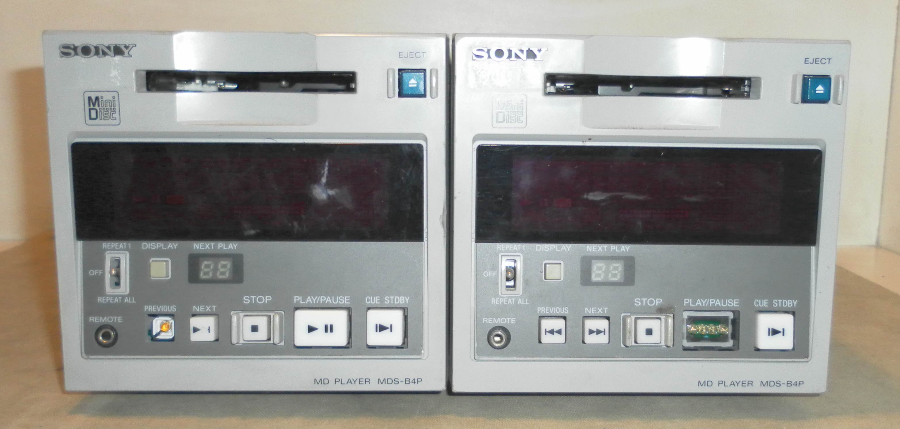 Lot of 2 Sony Mini disc recorder MDS B4P  